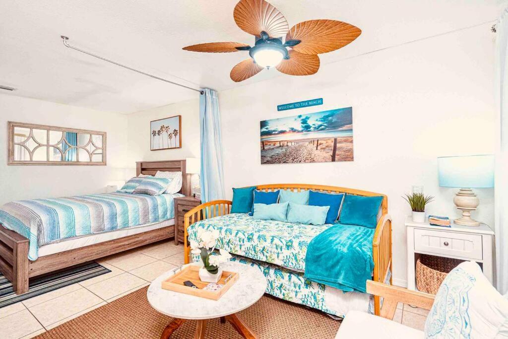 Spacious Retreat Unit #9 Apartment Panama City Beach